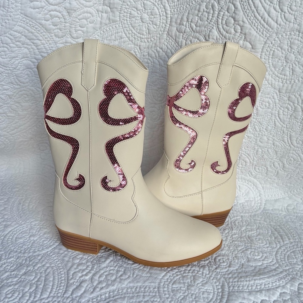 Cupcakes & Cashmere Kids Baysie Cream Cowboy Boots Pink Sequin Hearts Size 5 - Picture 2 of 11